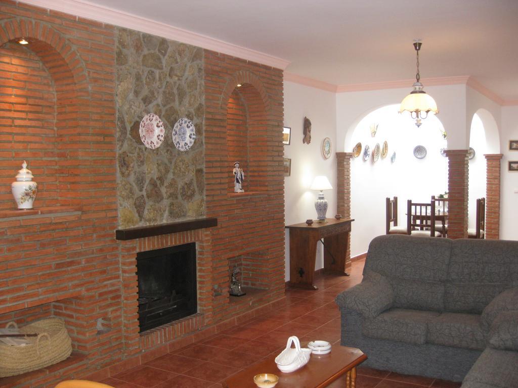 Villa Remedios Cuevas del Becerro Szoba fotó